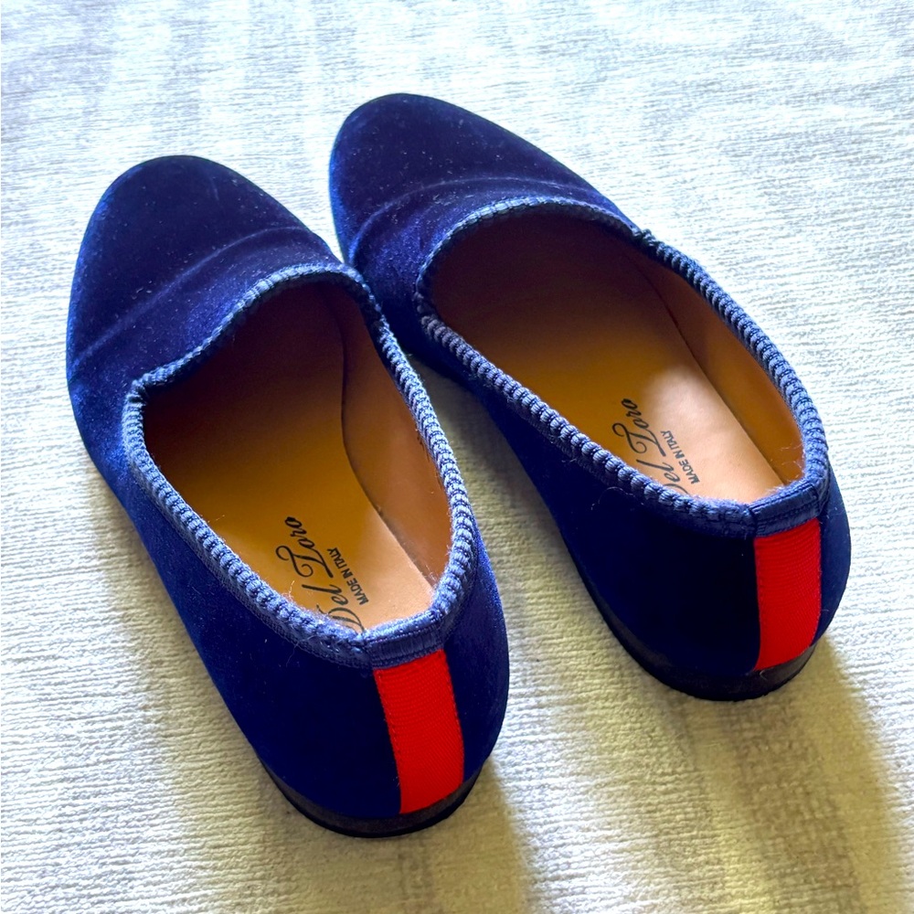 Del Toro Velvet Loafers – Women’s Size 6.5 • Barely Used